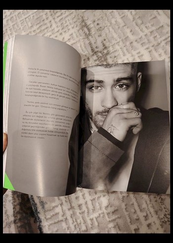 Beden Renk Zayn Kitabı - (Zayn Hakkında Merak Ettiğiniz Her Şey:)