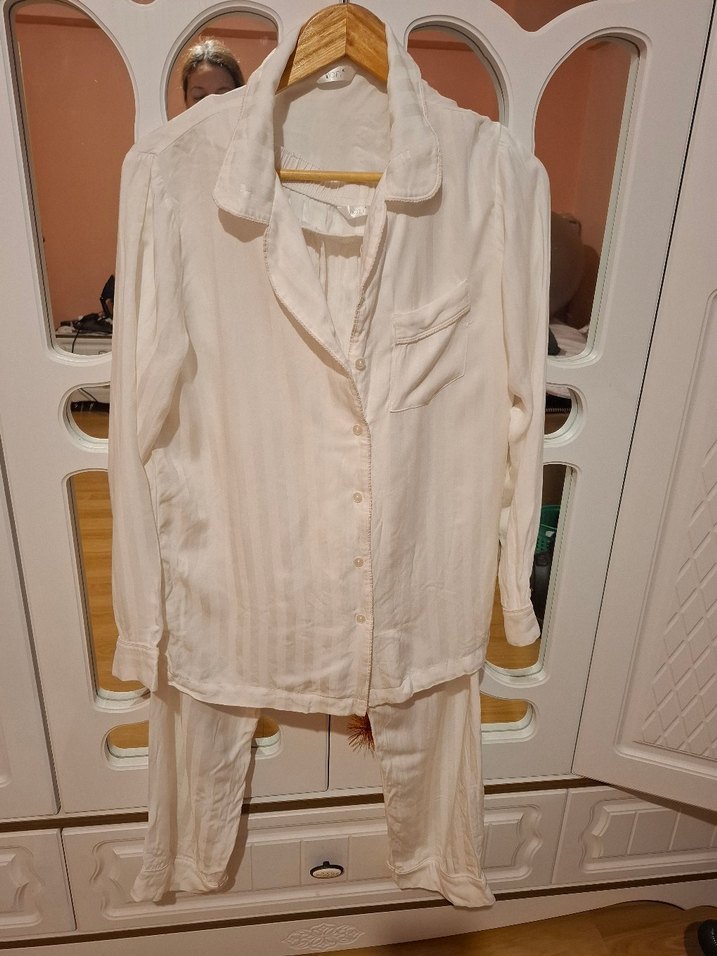 Düğmeli Beyaz pamuklu Kadın pijama takımı - Görsel 2