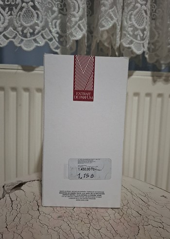 Kadın Parfümü Extrait De Parfum 1450 TL