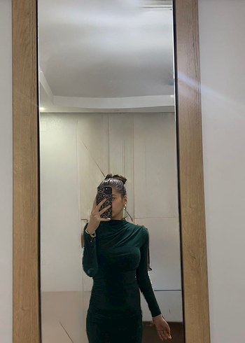 Abiye Yeşil Drapeli Uzun Kollu Uzun Elbise