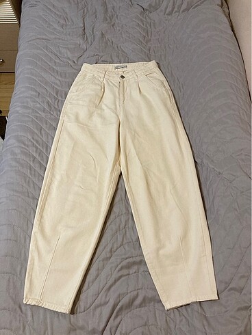 xs Beden Ekru Jean ve Stradivarius Gri Bluz