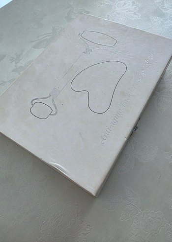 Orijinaldir yeşim Taşı Masaj Aleti ve Roller Seti - Görsel 6