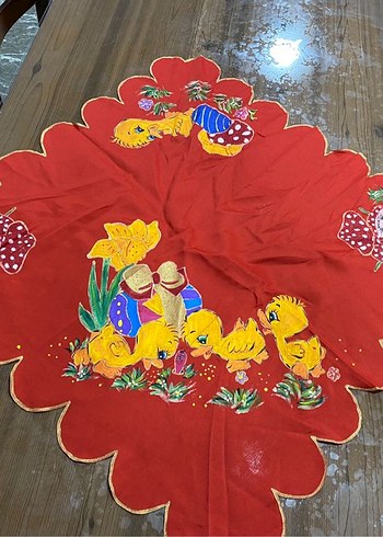 Beden kırmızı Renk Kırmızı Nakışlı Renkli Masa Örtüsü