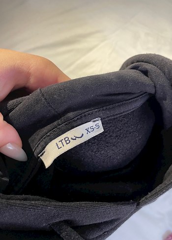 LTB LTB Sokak Tarzı Siyah Uzun Kollu Sweatshirt