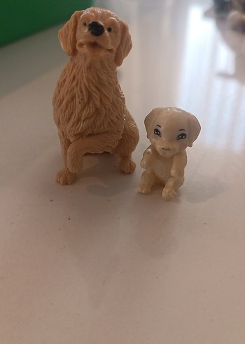Bej Renkli İki Köpek Figürü