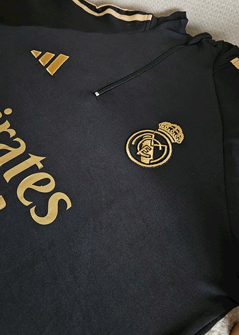 Siyah Altın Renkli Real Madrid Formalı Sweatshirt - Görsel 3