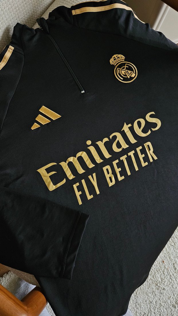 Siyah Altın Renkli Real Madrid Formalı Sweatshirt - Görsel 2