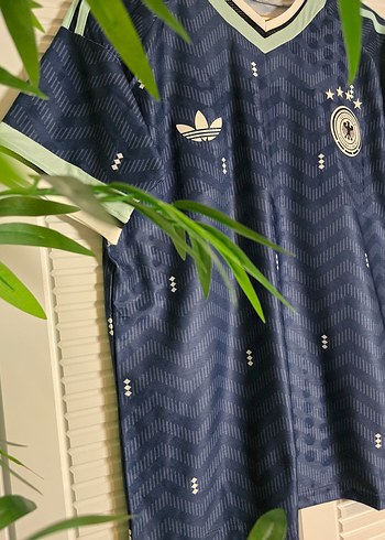 Lacivert V Yaka Kısa Kollu Spor Tişört - Görsel 3