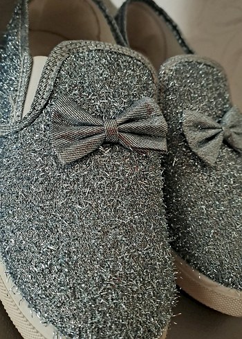 Kız Çocuk Gri Fiyonk Detaylı Loafer - Görsel 3