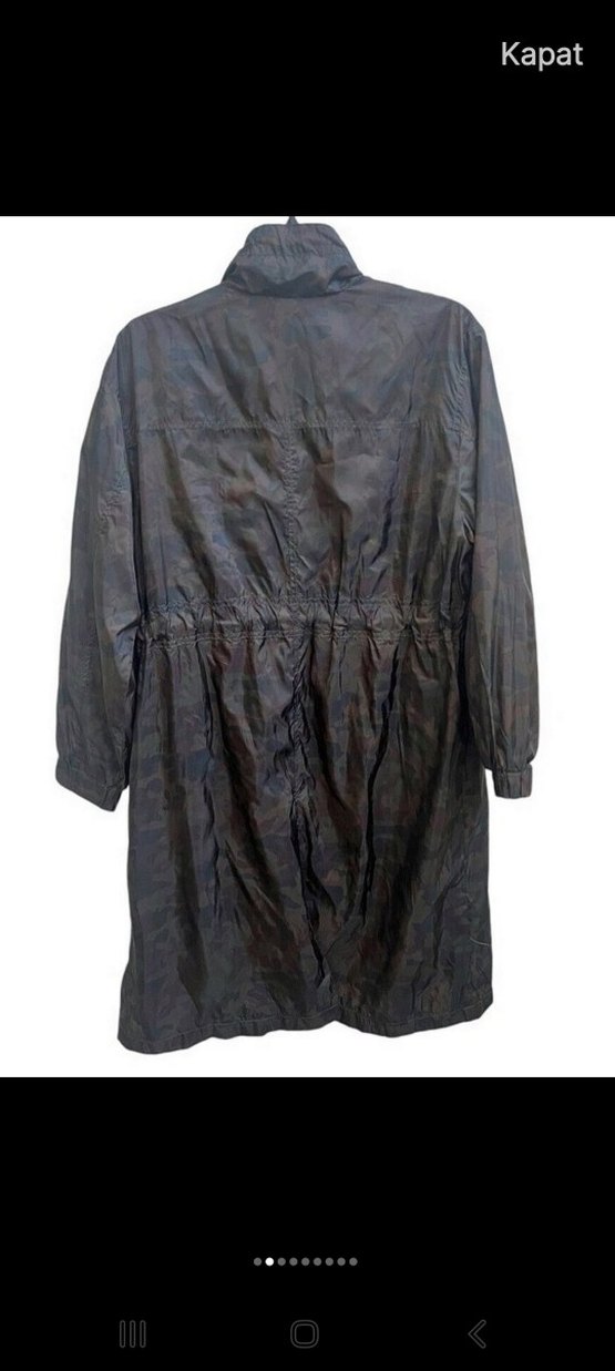 Kahverengi Kamuflaj Desenli Uzun Kadın Yağmurluk rüzgarlik zara - Görsel 2