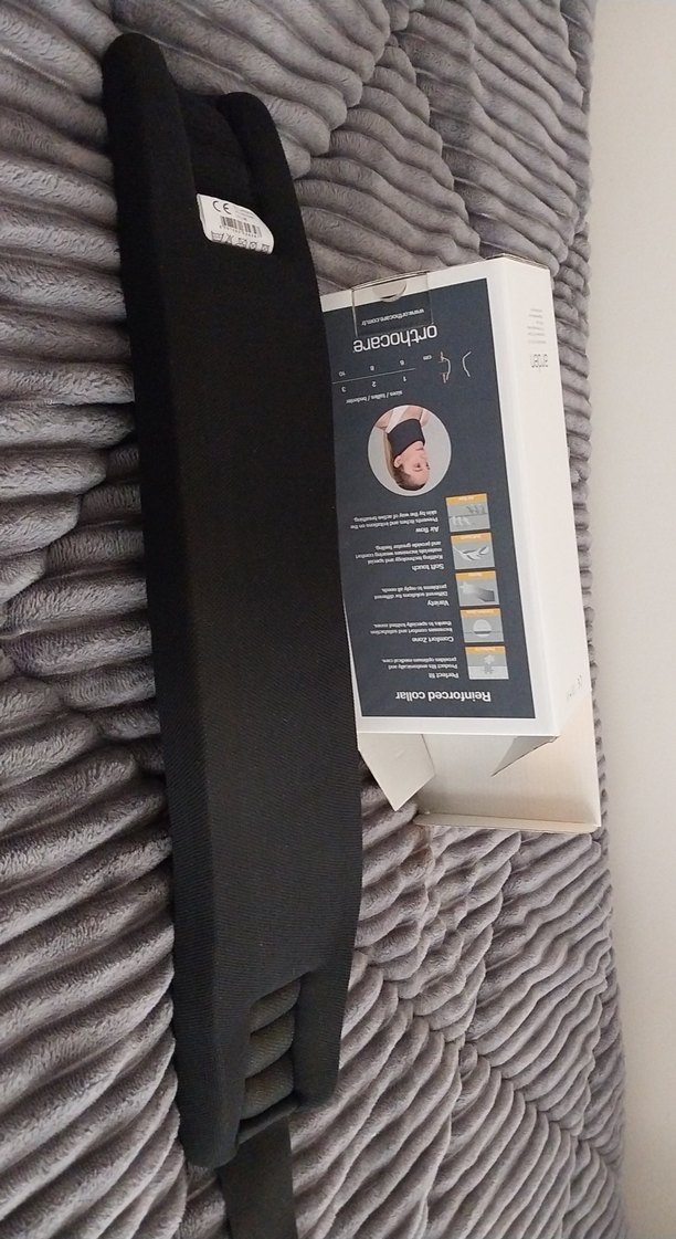 siyah destekli boyunluk - Görsel 4