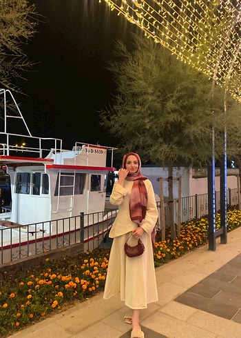Sarı etekli takım