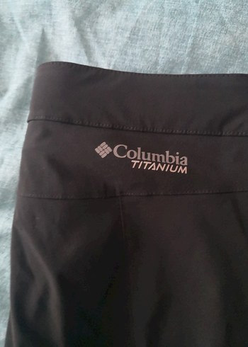 Columbia 32