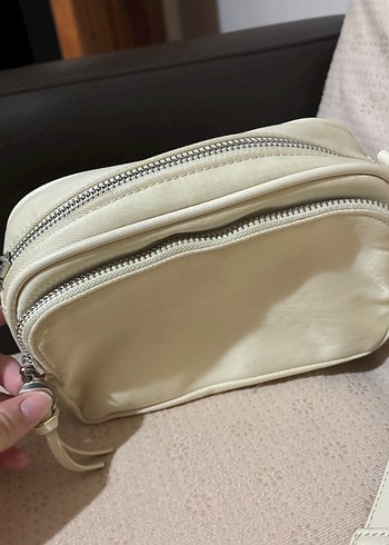 Stradivarius Beyaz Kemerli Kadın Çapraz Çanta