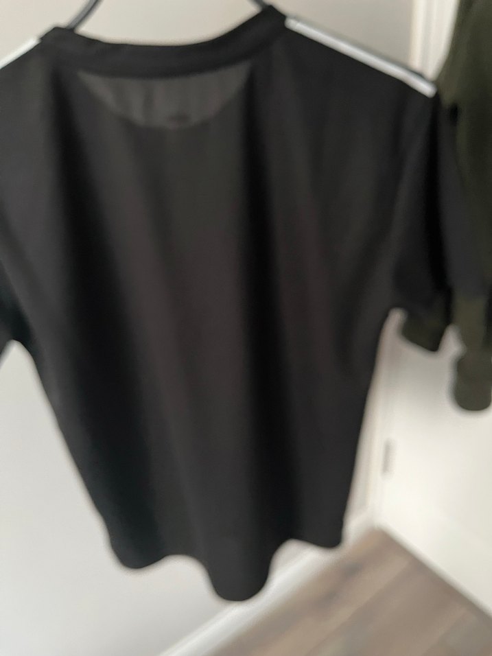 Adidas Siyah Kısa Kollu Erkek Spor Tişörtü - Görsel 2