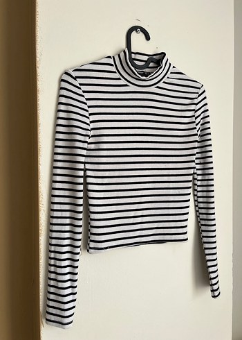 Çizgili Crop Top - Görsel 2