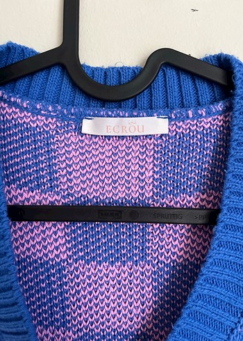 Pembe Mavi Kareli V Yaka Triko Süveter - Görsel 3