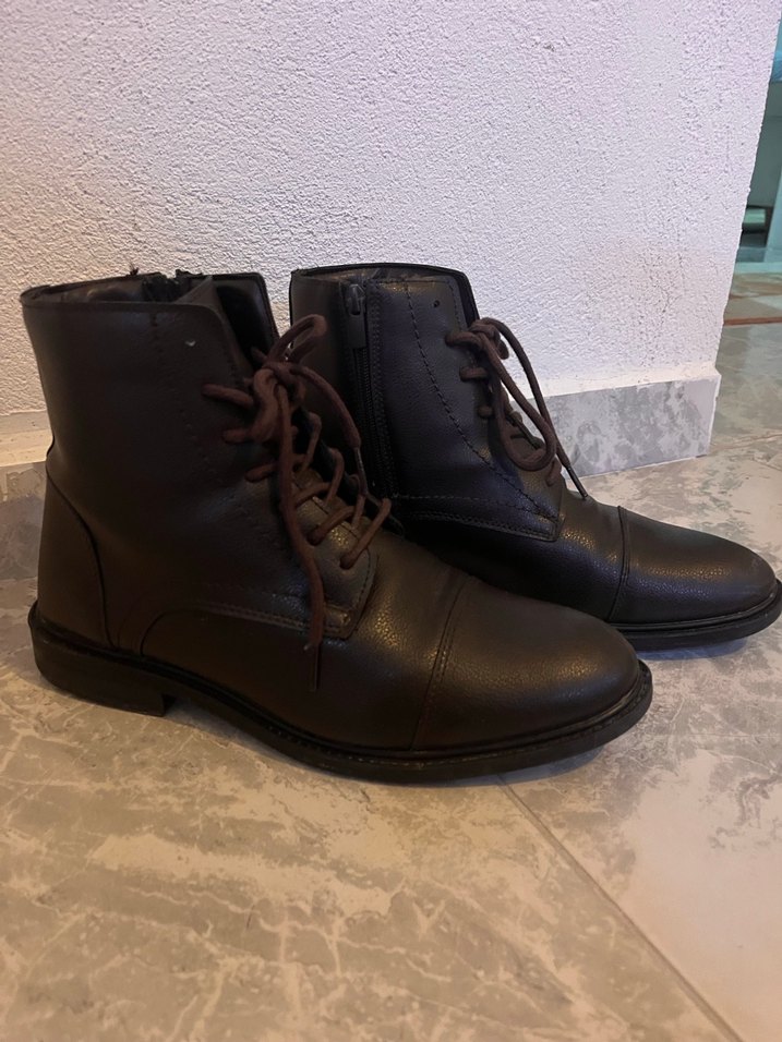 Kahverengi Erkek Bot - Görsel 2