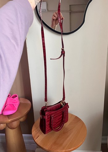 Bordo Yılan Derisi Desenli Kadın Çantası - Görsel 4