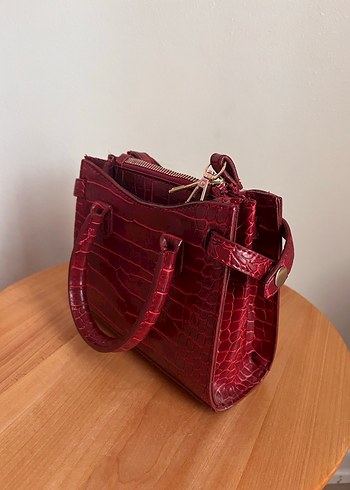 Bordo Yılan Derisi Desenli Kadın Çantası - Görsel 3