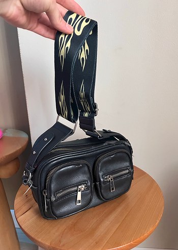 Siyah Deri Biker Kadın Çapraz Çanta - Görsel 2