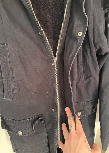 Siyah Kürklü Mont - Görsel 6