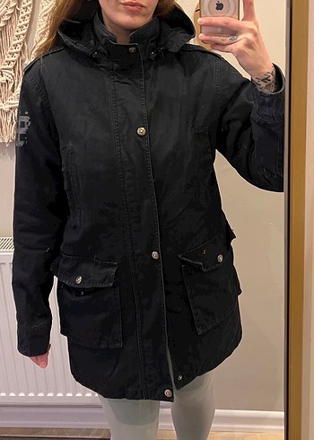 Siyah Kürklü Mont - Görsel 10