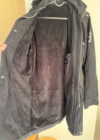 Siyah Kürklü Mont - Görsel 9