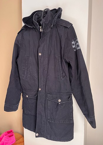 Siyah Kürklü Mont - Görsel 3