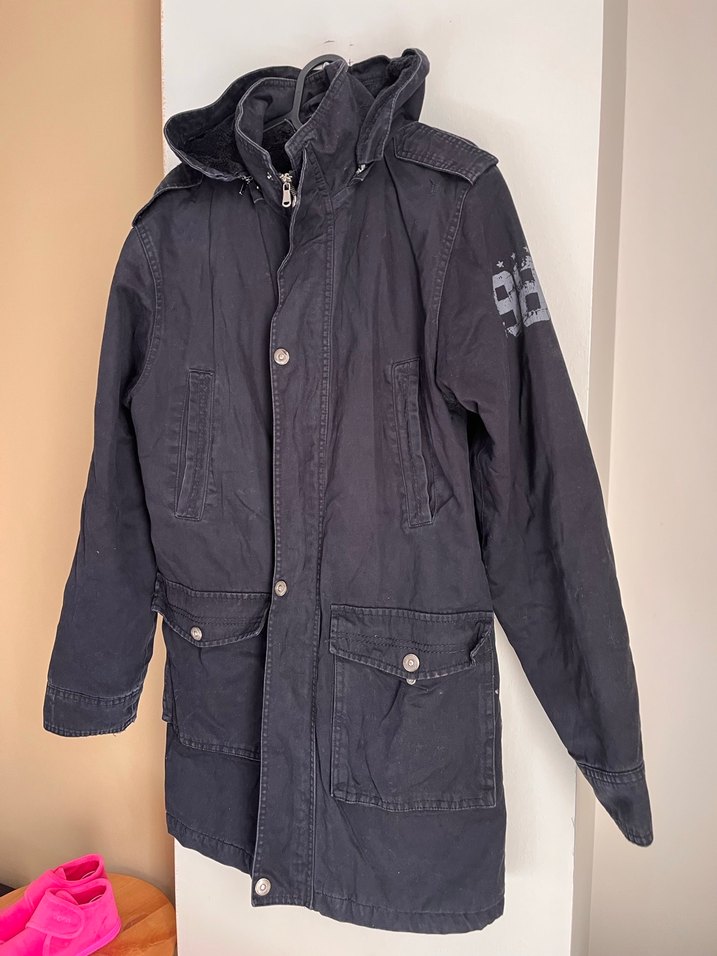 Siyah Kürklü Mont - Görsel 3