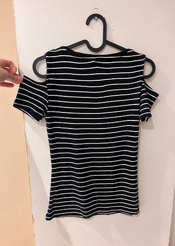 Siyah Beyaz Çizgili Kısa Kollu Tişört - Görsel 7
