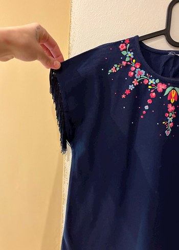 Renkli Nakışlı Püsküllü Mavi Tişört - Görsel 4