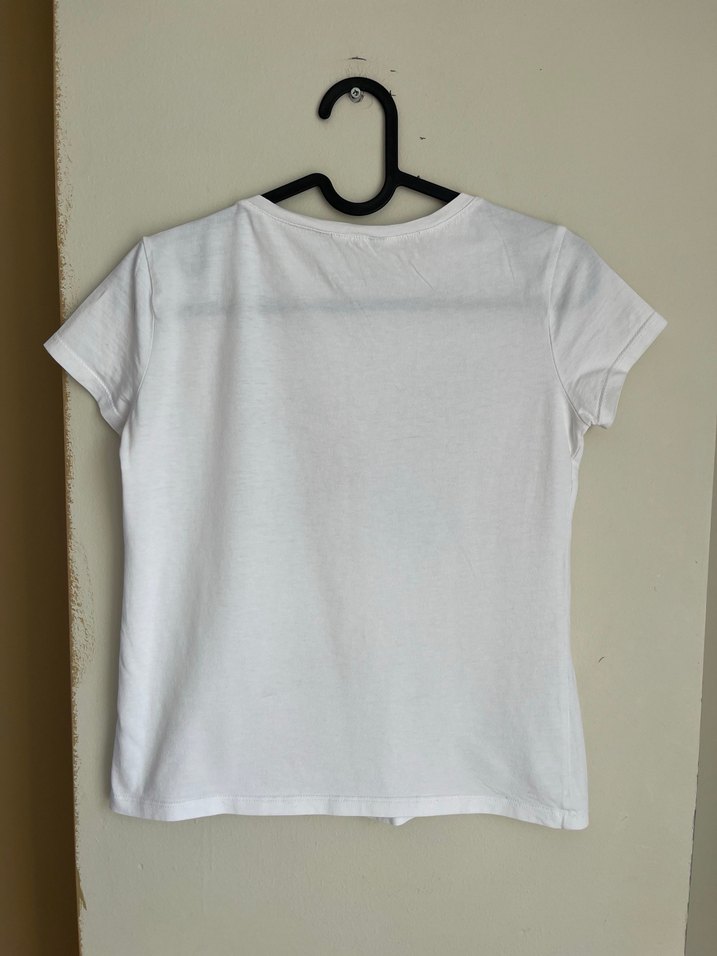 Kelebek Baskılı Renkli Payetli Kız Tişörtü - Görsel 4