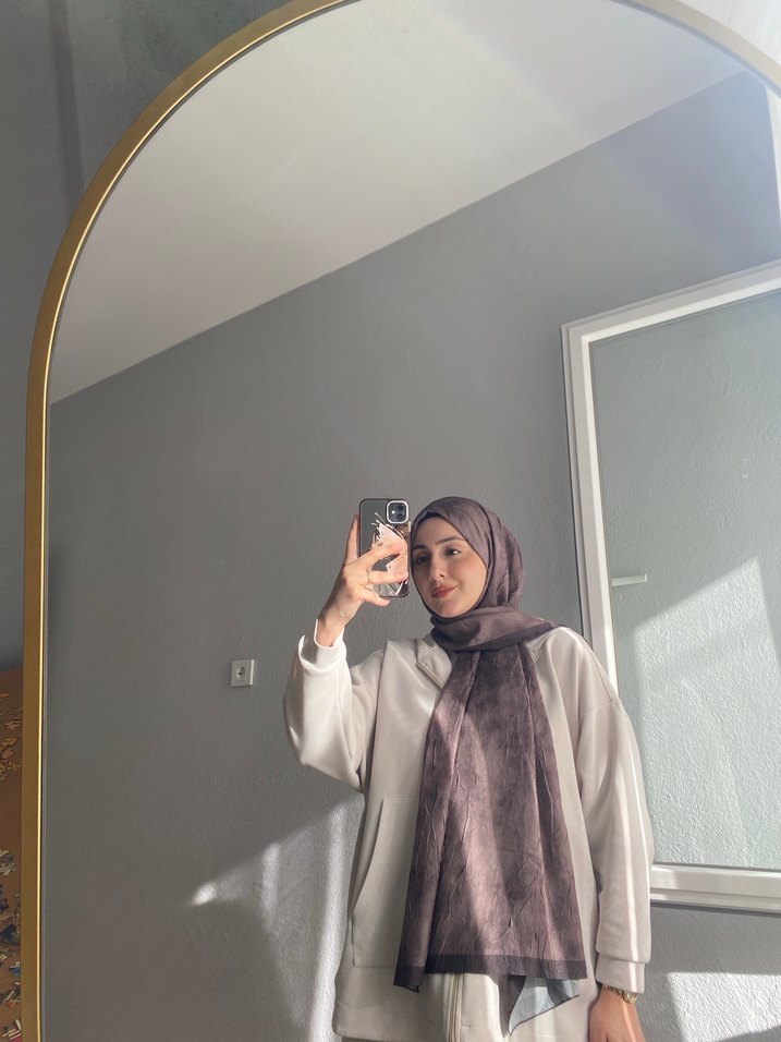 Kahverengi şal - Görsel 2