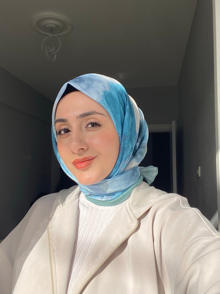 Şeffaf Beyaz Saten Kadın eşarp - Görsel 5