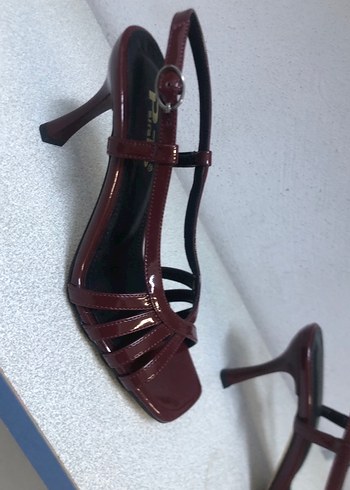 Bordo Rugan Kemerli Stiletto 92