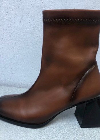 Kahverengi Deri Kadın Topuklu Bot - Görsel 3