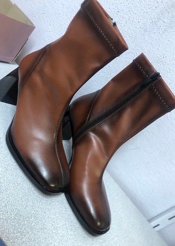 Kahverengi Deri Kadın Topuklu Bot - Görsel 2