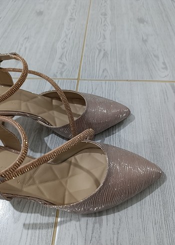 Diğer Bej Parlak Stiletto Topuklu Kadın Abiye Ayakkabı