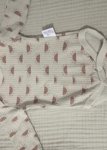 Bej ve Turuncu Çocuk Atlet Takımı - Görsel 8