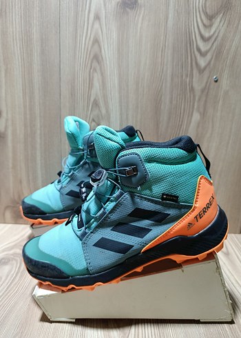 adidas 37