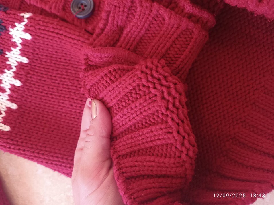 Bordo Nakışlı Triko Erkek Çocuk Kazak Ceket 4-5 yaş - Görsel 3