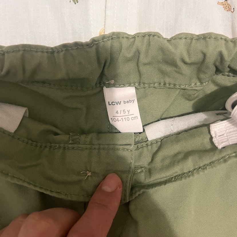 Erkek Çocuk Beyaz Kısa Kollu Desenli Gömlek - Görsel 5