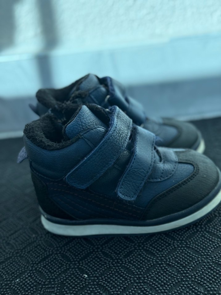 Erkek Çocuk Mavi Gri Cırt Cırtlı Bot - Görsel 4