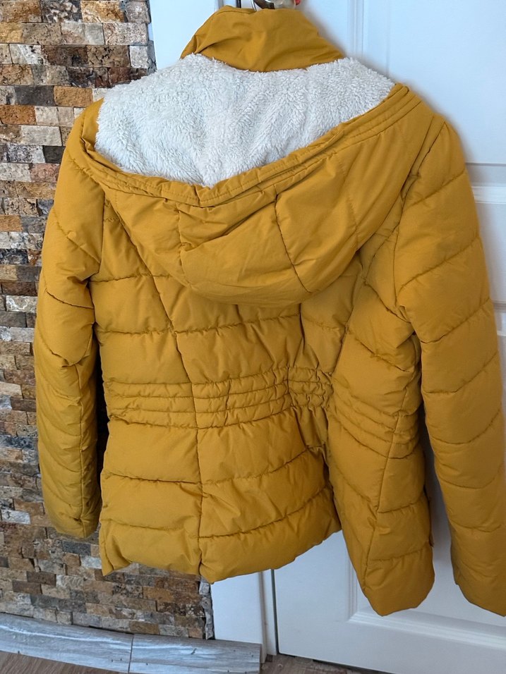 Sarı Düğmeli Midi Kışlık Kadın Mont - Görsel 3