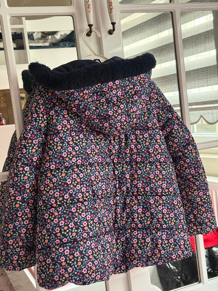 Çiçek Desenli Kız Çocuk Kaban polo - Görsel 4