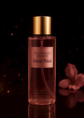 Victoria's Secret Velvet Petals Kadın Parfümü 250 ml