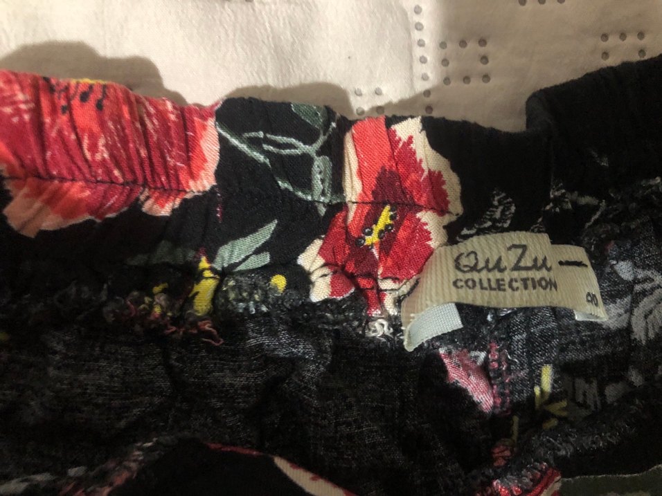 Quzu Çiçek Desenli Volanlı Bohem Mini Şort - Görsel 2