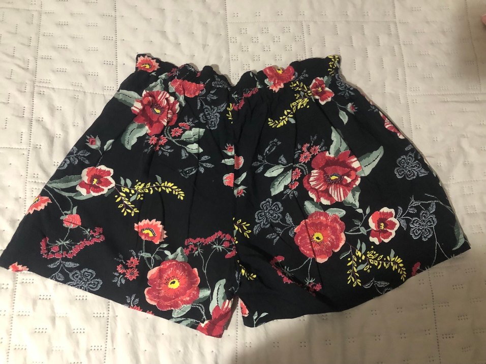 Quzu Çiçek Desenli Volanlı Bohem Mini Şort - Görsel 3