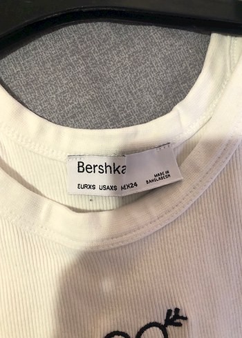 Bershka crop - Görsel 3